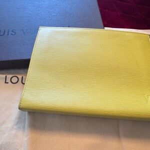 Louis Vuitton Yellow Epi Toiletry Pouch 26